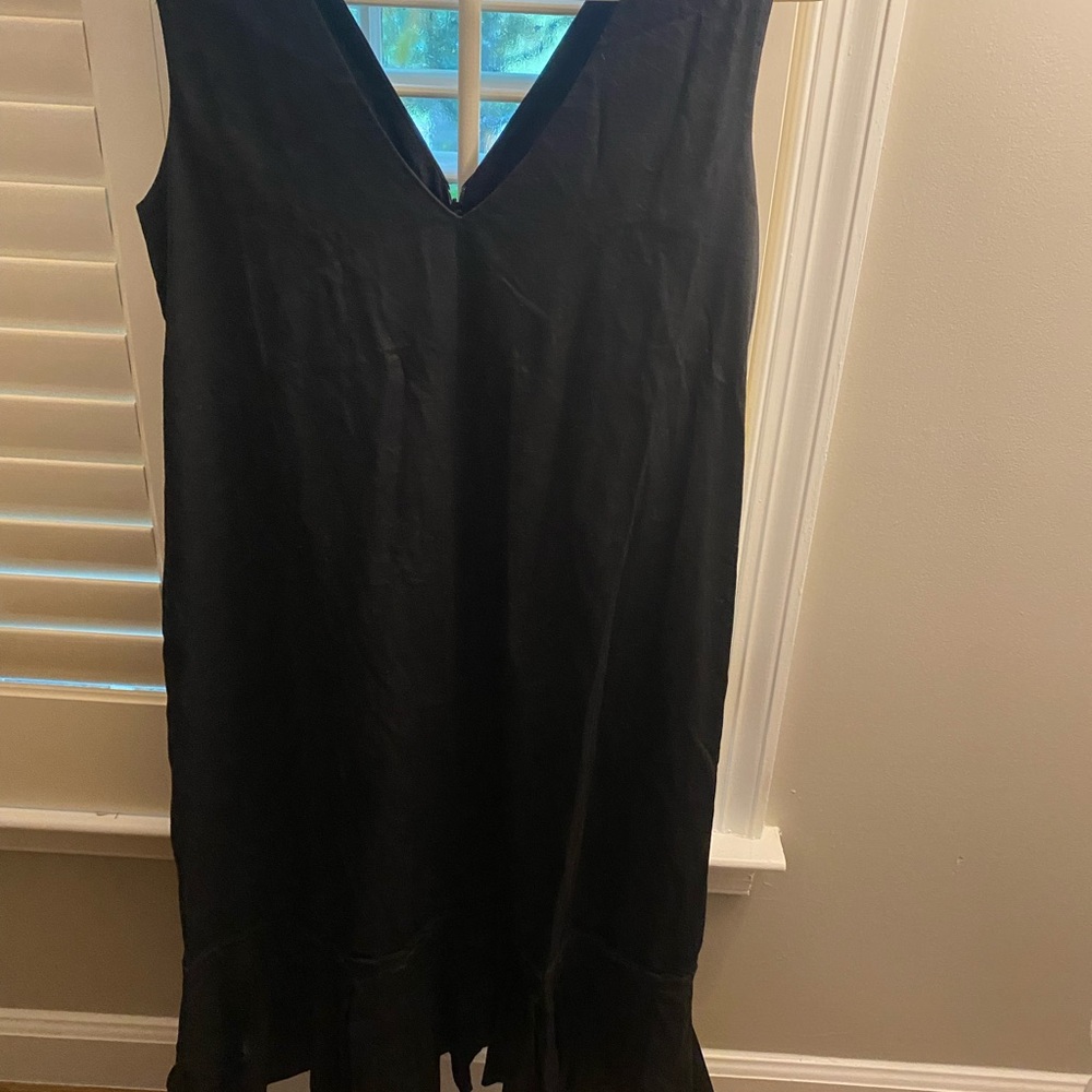 Elegant Black Sleeveless Dress